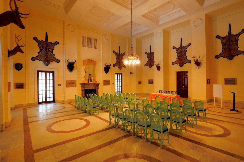 the lallgarh palace a heritage hotel
