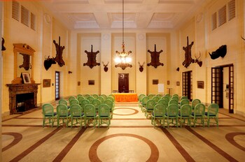 the lallgarh palace a heritage hotel
