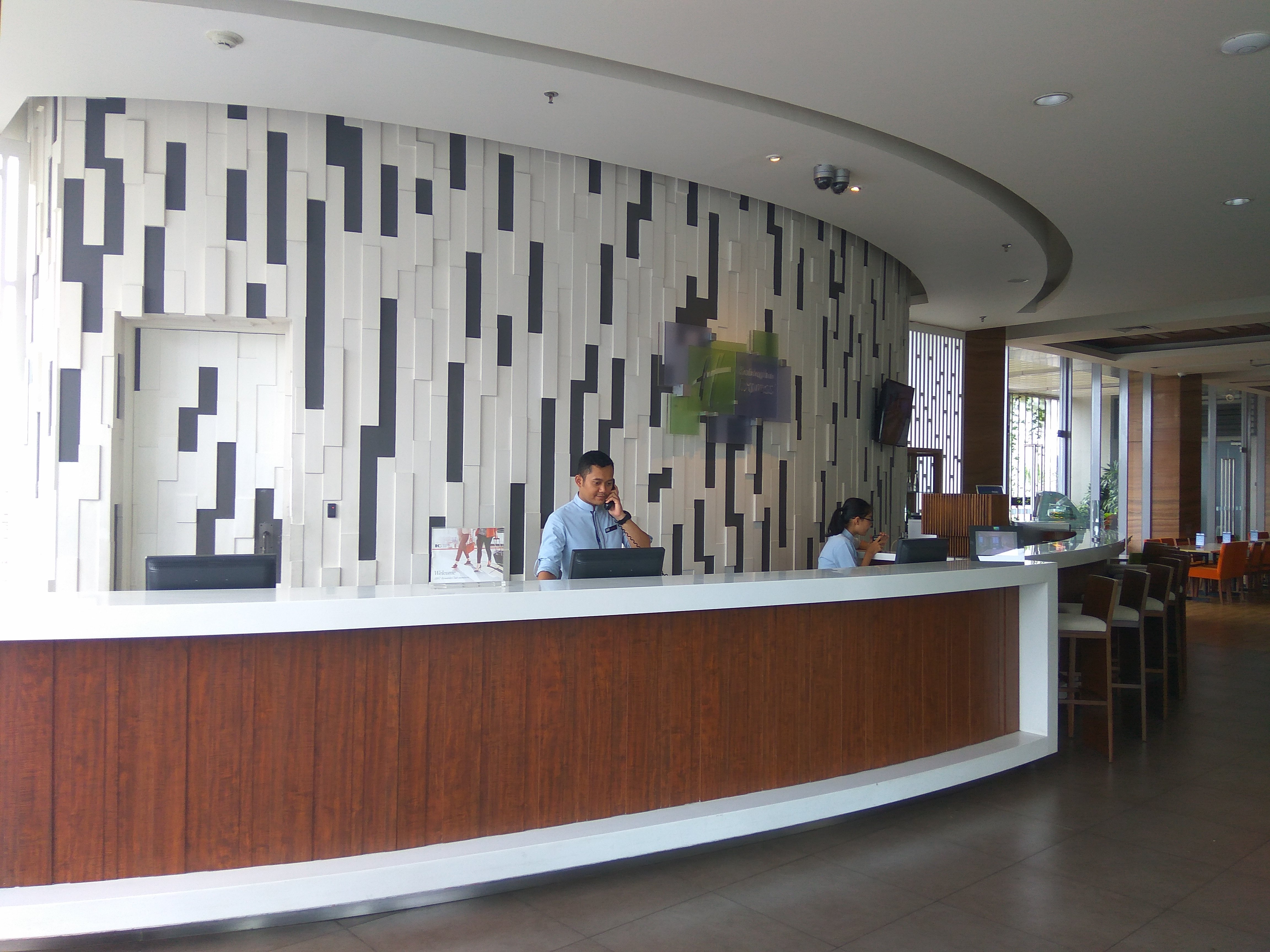 holiday inn express semarang simpang lima by ihg