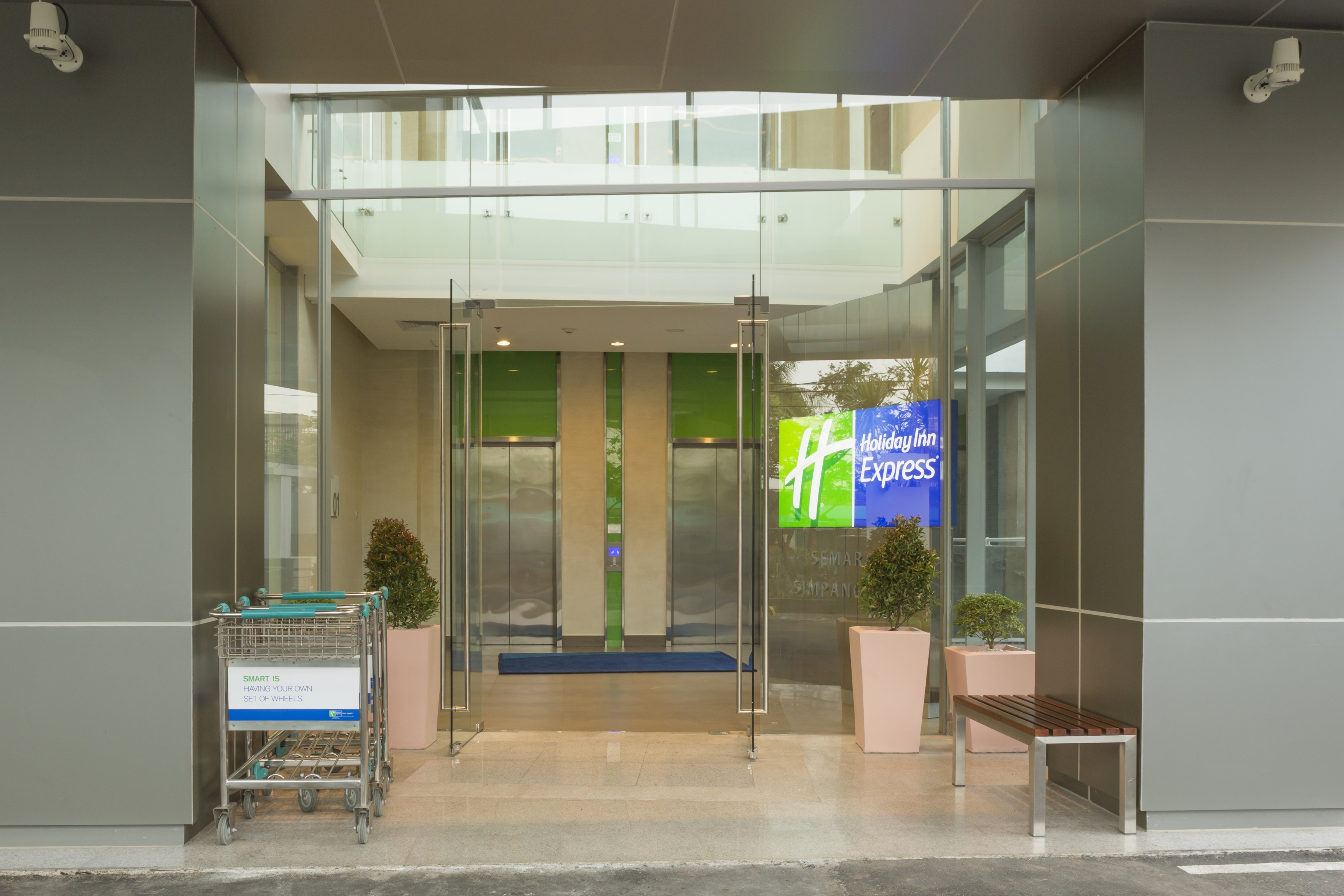 holiday inn express semarang simpang lima by ihg