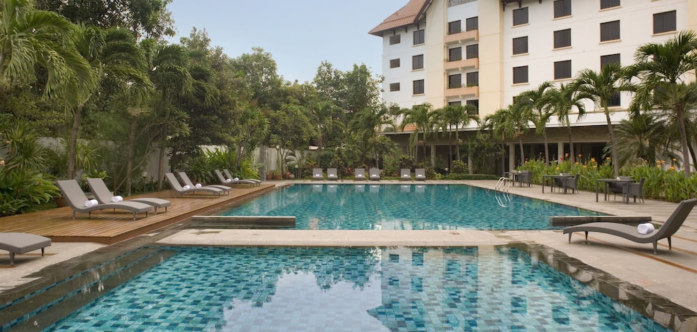 hotel santika cirebon