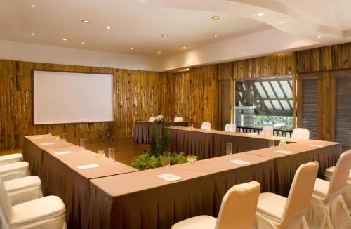 hotel santika cirebon