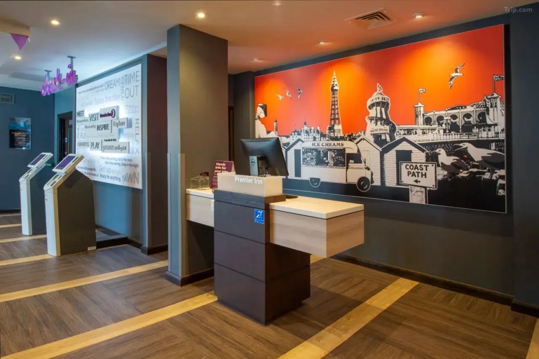 llandudno town centre