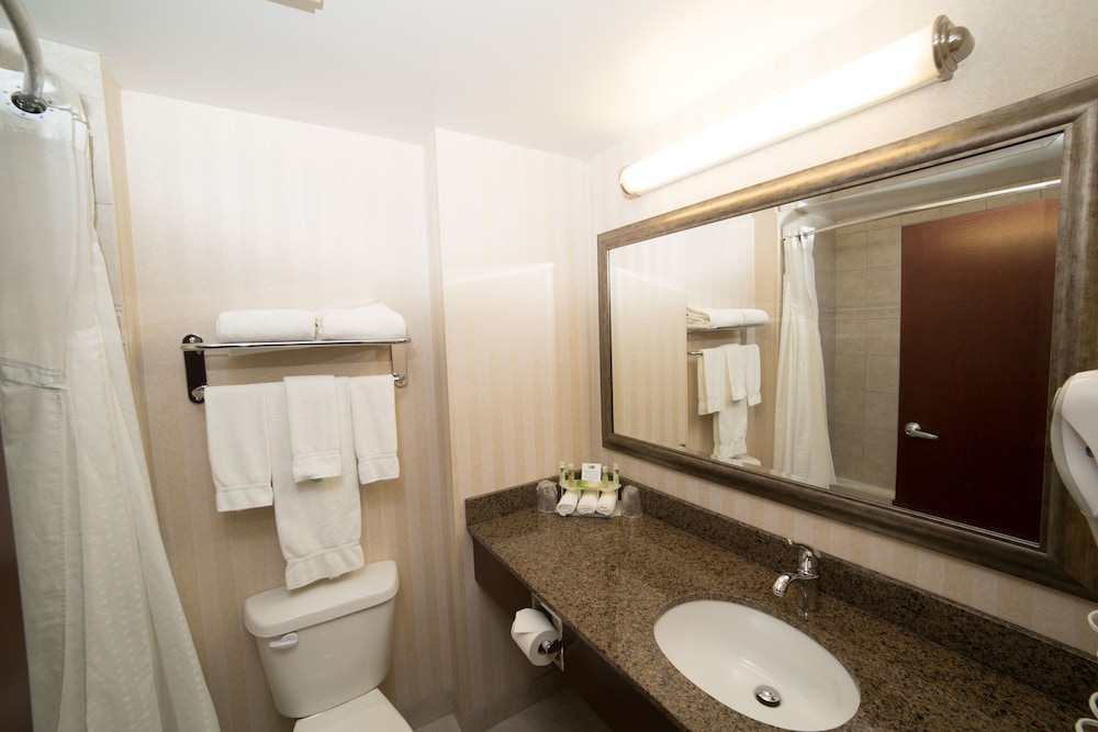 holiday inn express hotel and suites whitecourt by ihg