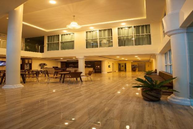 pranee home