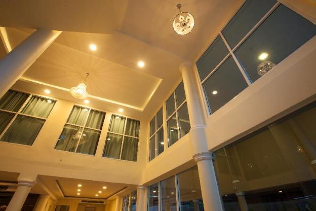 pranee home