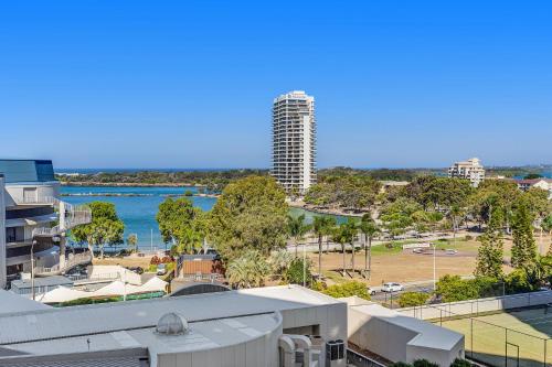mantra twin towns