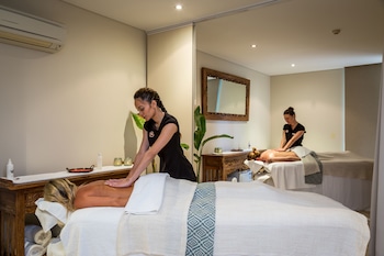 oaks casuarina santai resort