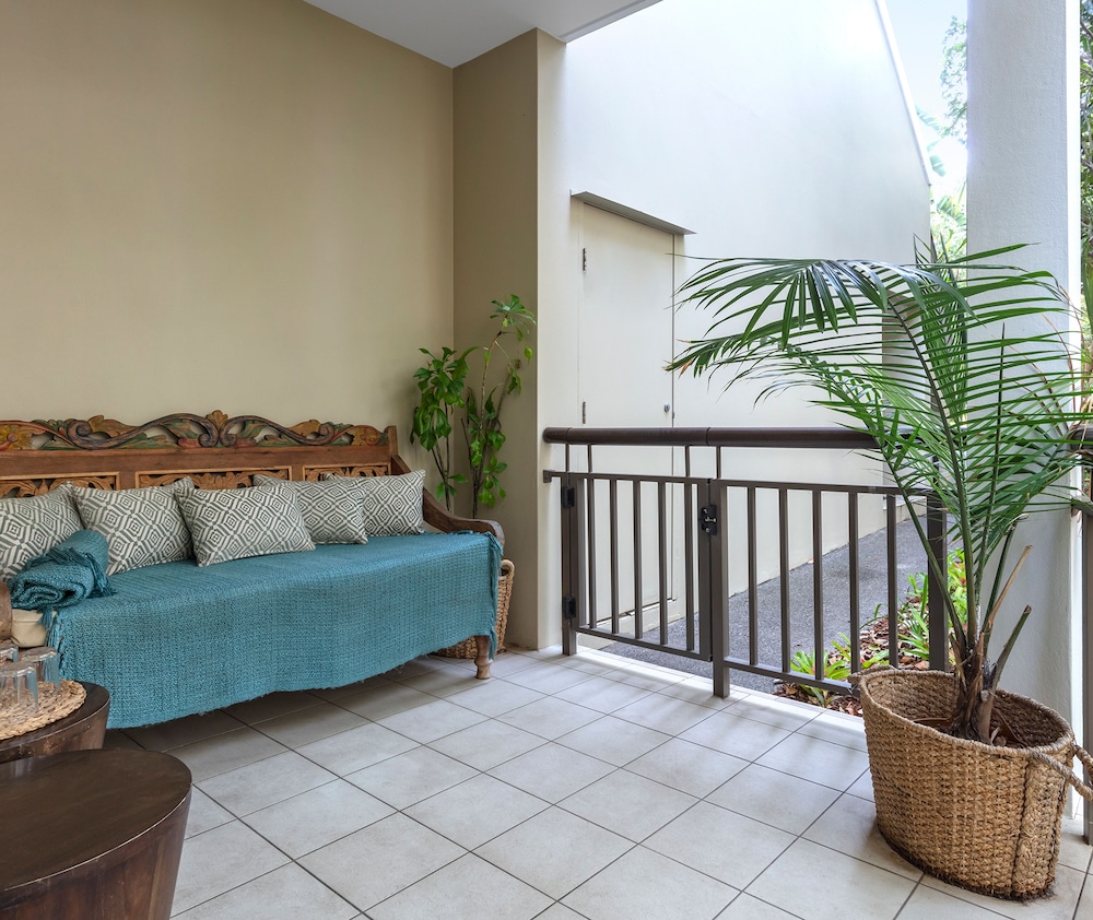 oaks casuarina santai resort