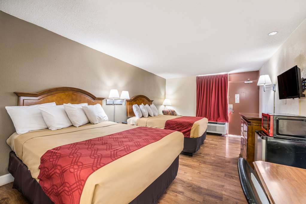 econo lodge inn and suites macon