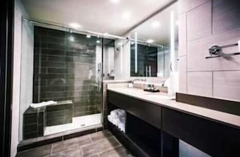 cherokee casino and hotel roland