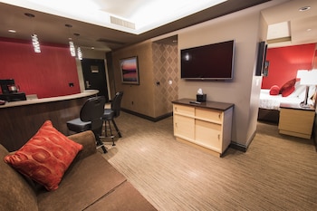 cherokee casino and hotel roland