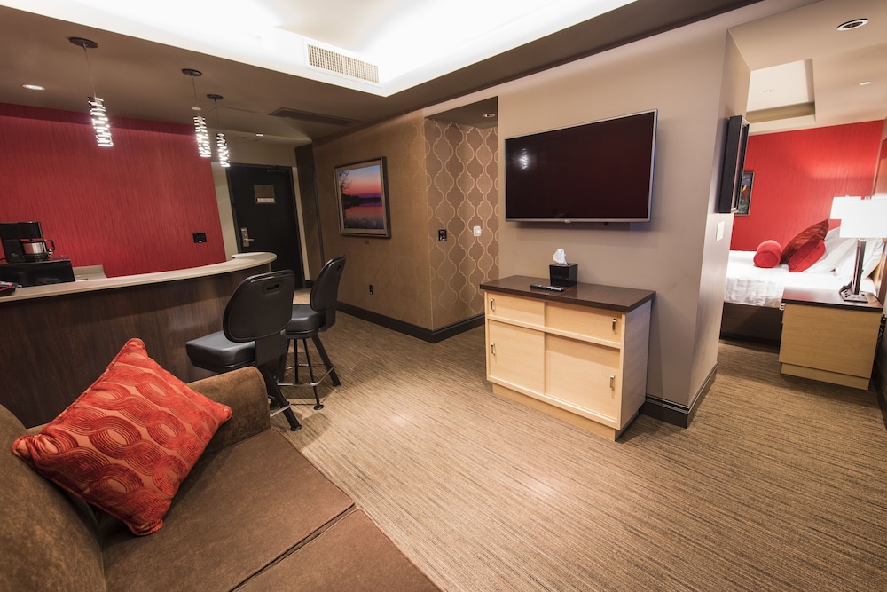 cherokee casino and hotel roland