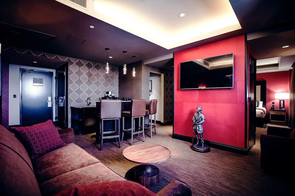 cherokee casino and hotel roland