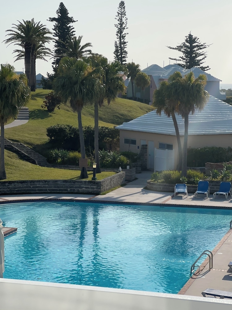 st georges club hotel