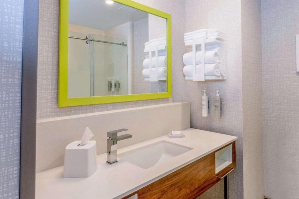 hampton inn needles ca