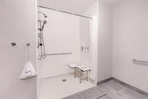 hampton inn needles ca