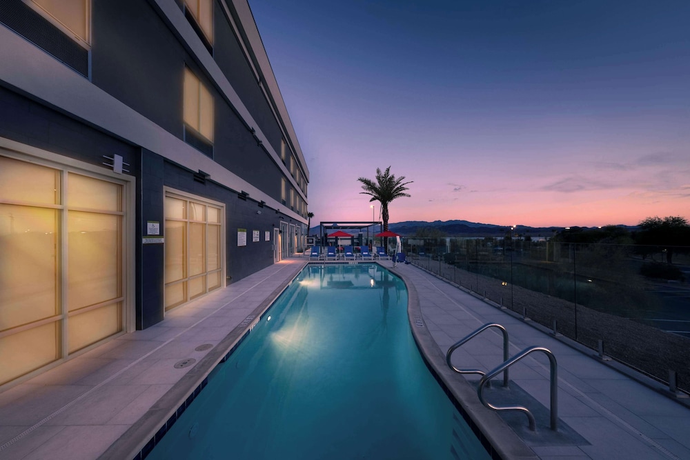 home2 suites lake havasu city az