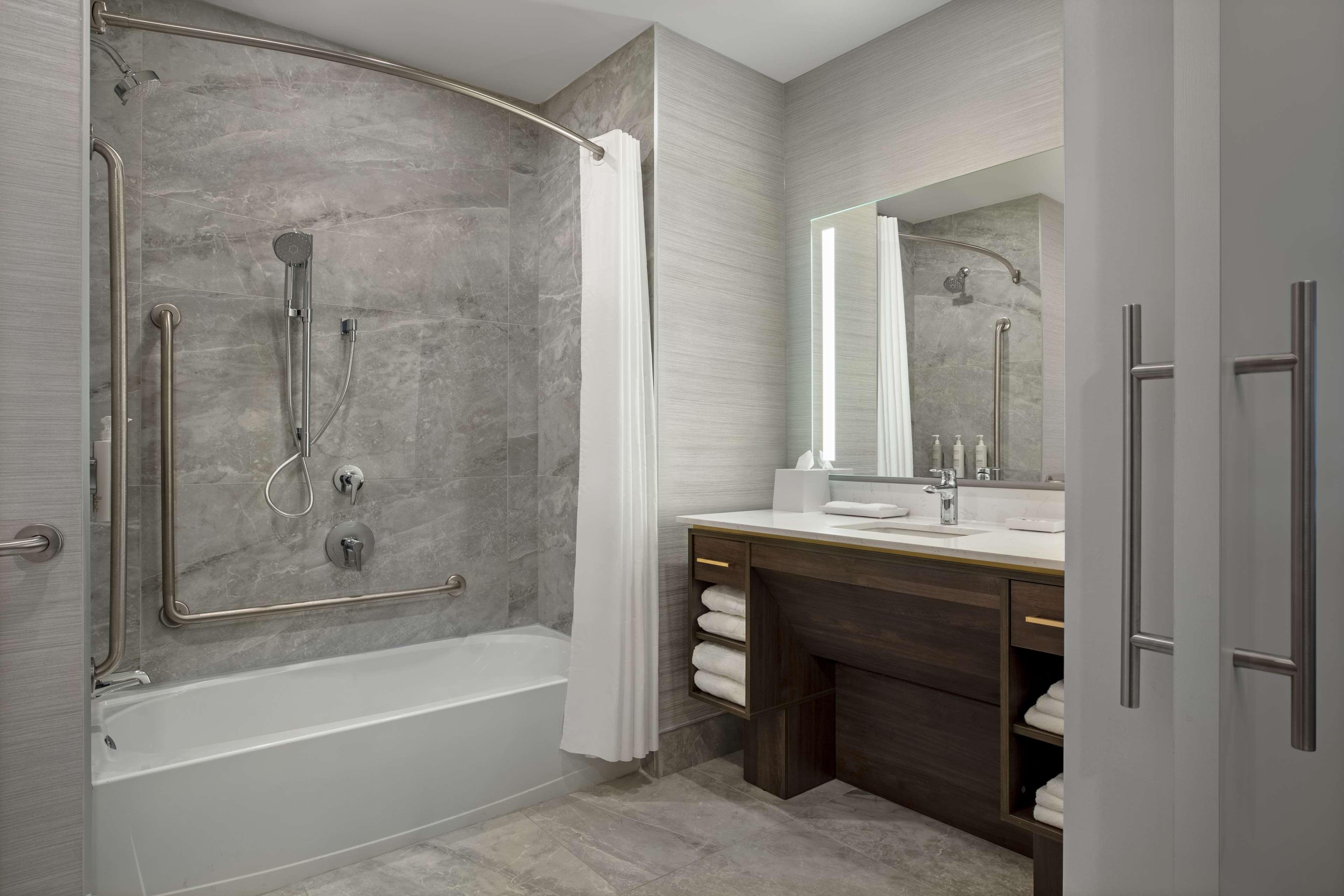 home2 suites by hilton huntsville