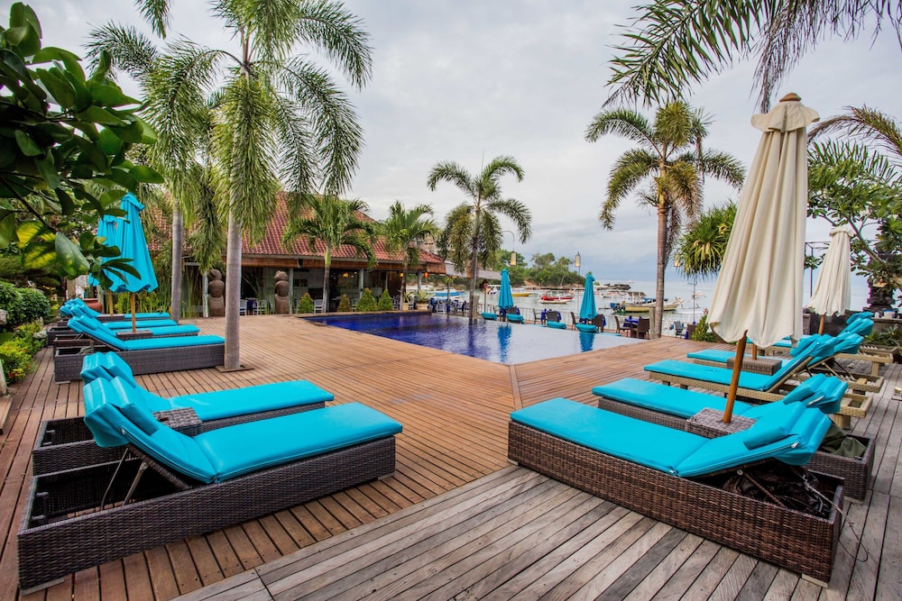 lembongan bay shore huts