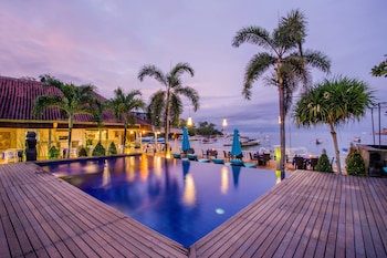 lembongan bay shore huts