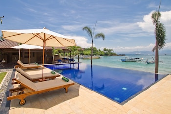 lembongan bay shore huts