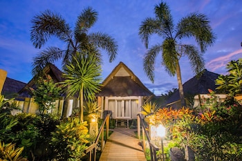 lembongan bay shore huts