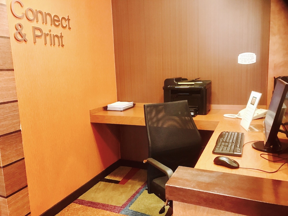 fairfield inn and suites by marriott sacramento airport natomas