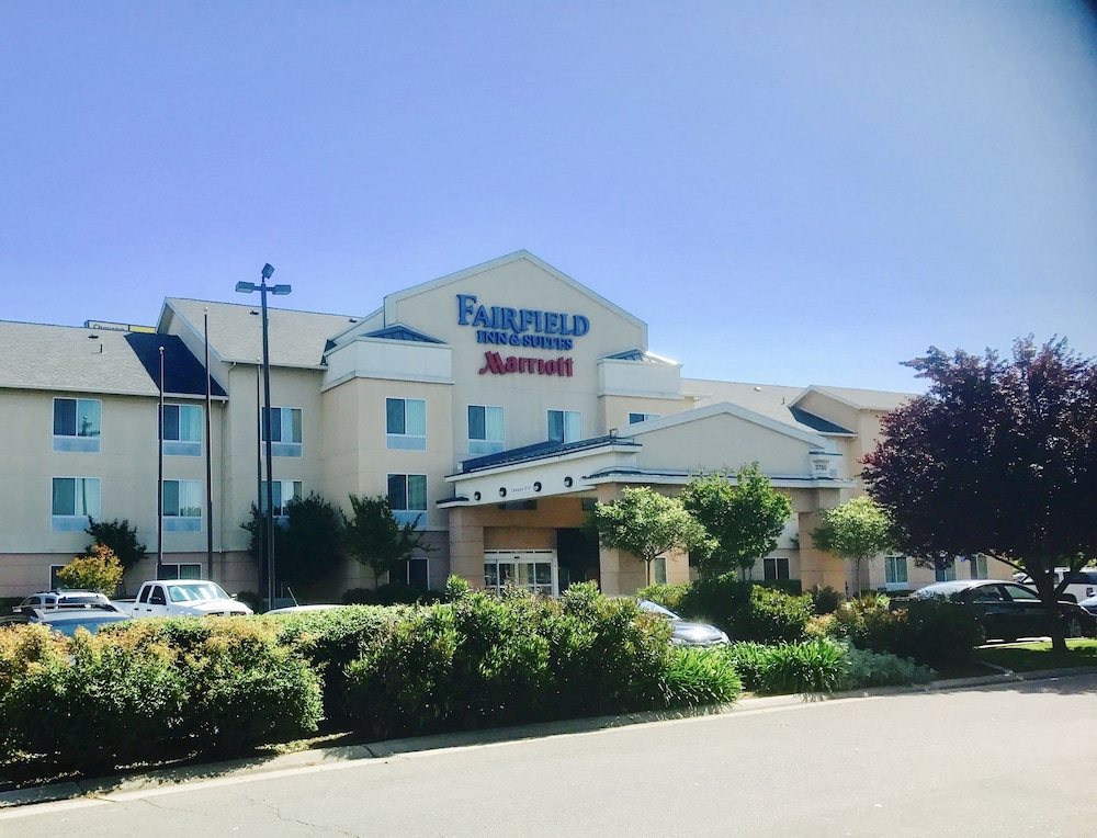 fairfield inn and suites by marriott sacramento airport natomas