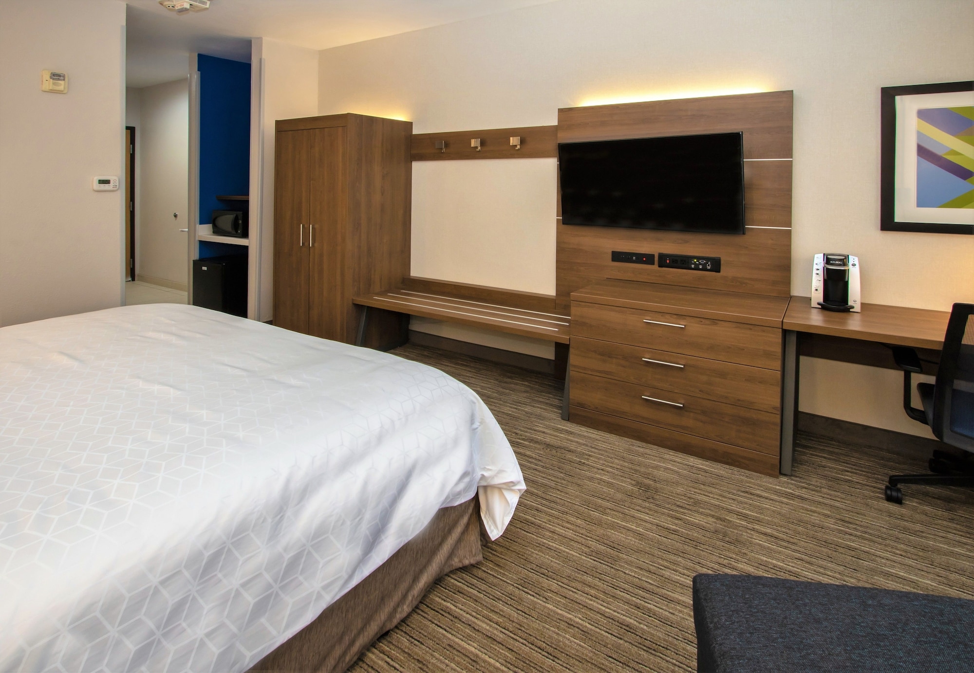 holiday inn express hotel and suites roseville galleria area by ihg