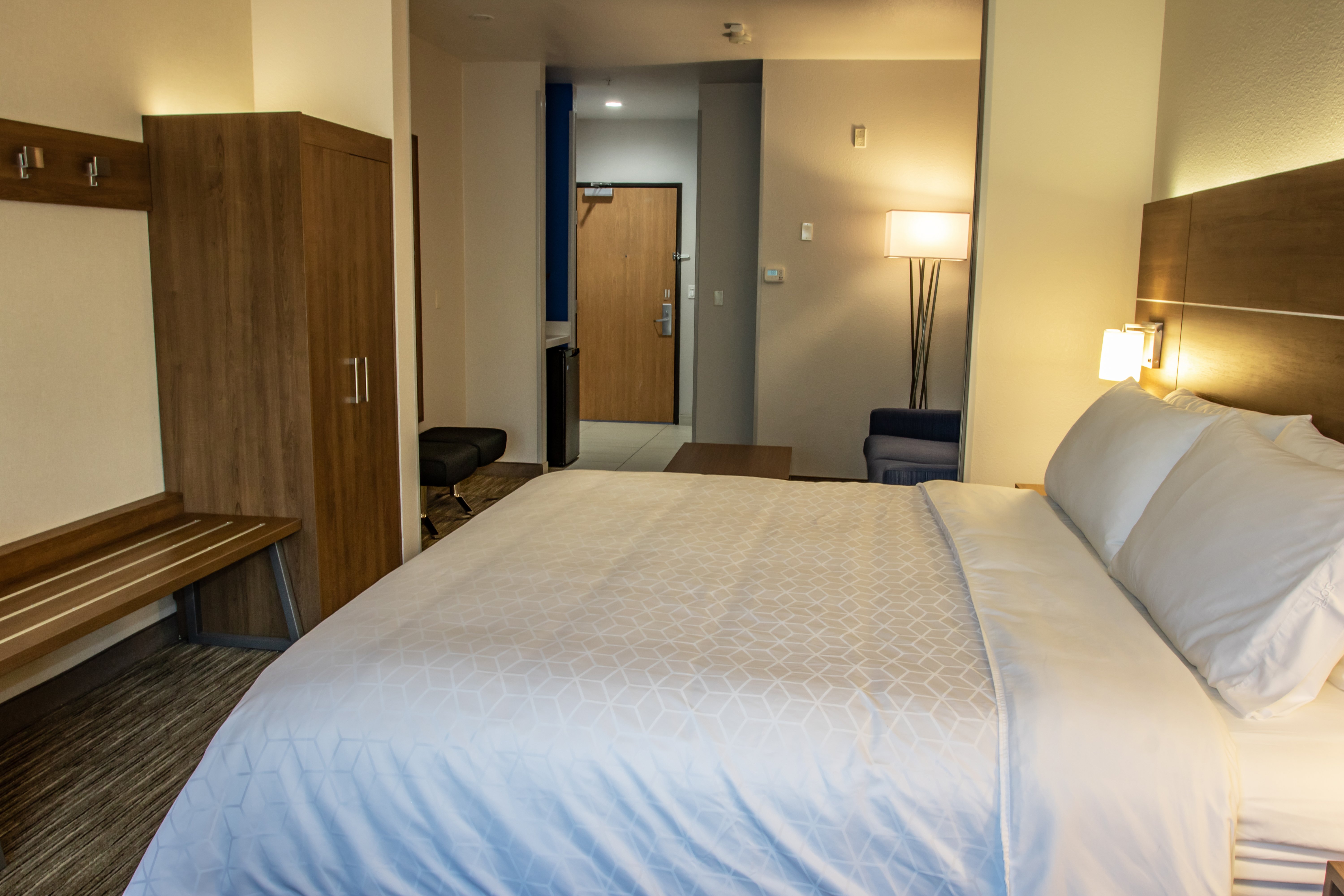 holiday inn express hotel and suites roseville galleria area by ihg