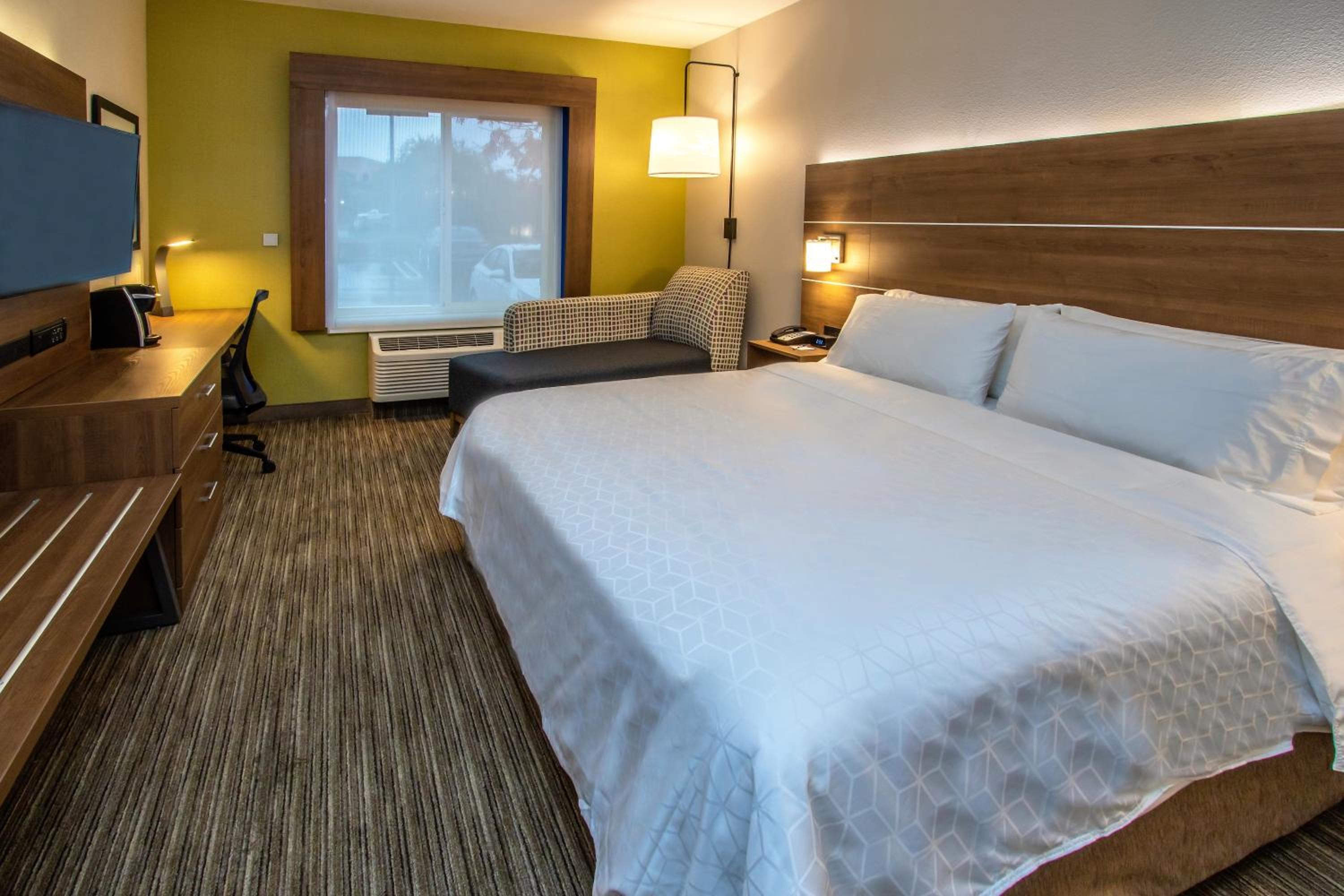 holiday inn express hotel and suites roseville galleria area by ihg