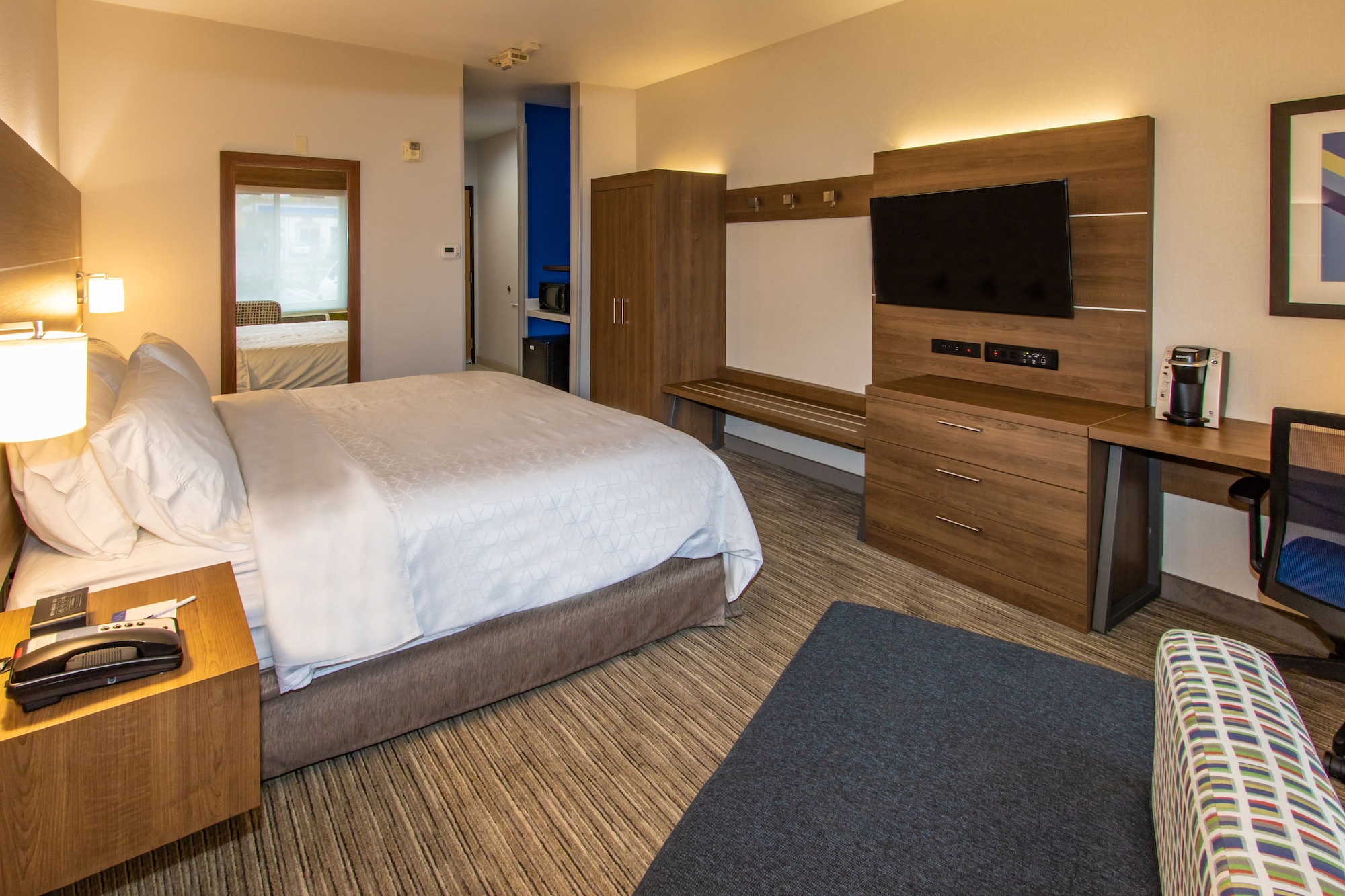 holiday inn express hotel and suites roseville galleria area by ihg