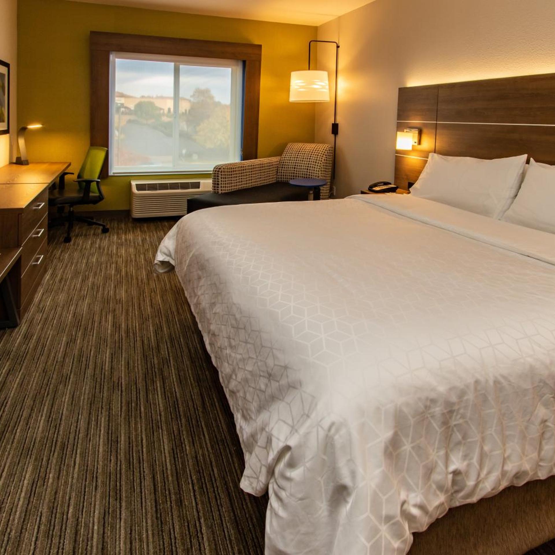 holiday inn express hotel and suites roseville galleria area by ihg