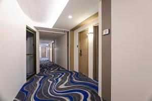 sarrosa international hotel and residential suites