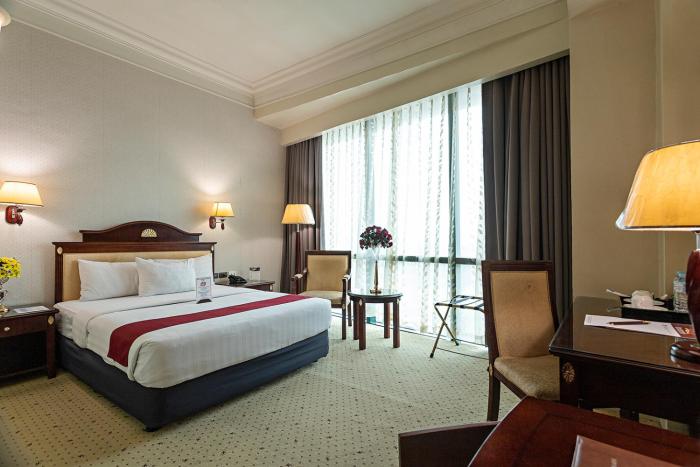 sarrosa international hotel and residential suites