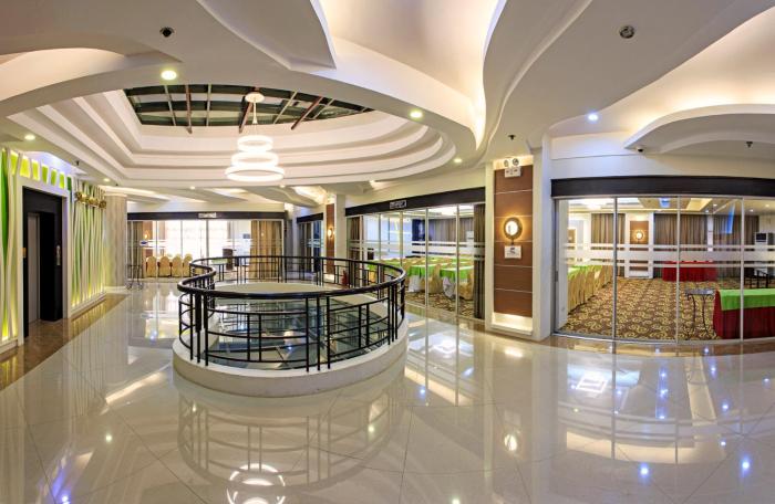 sarrosa international hotel and residential suites