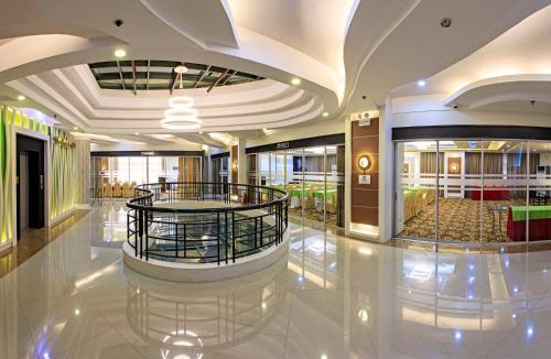 sarrosa international hotel and residential suites