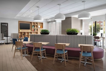 Home2 Suites By Hilton Greensboro Airport, Nc,Friendship>>Charlotte,3 star