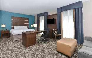 hampton inn and suites des moines downtown