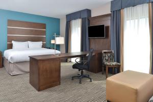 hampton inn and suites des moines downtown