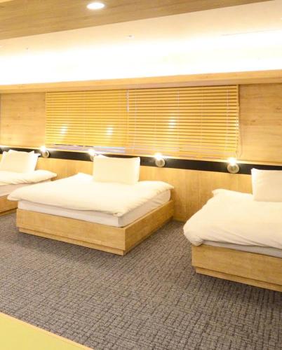 first cabin midousuji namba