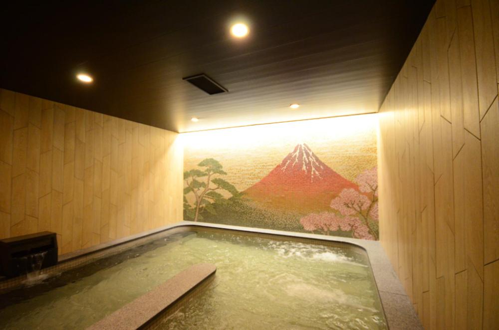 first cabin midousuji namba