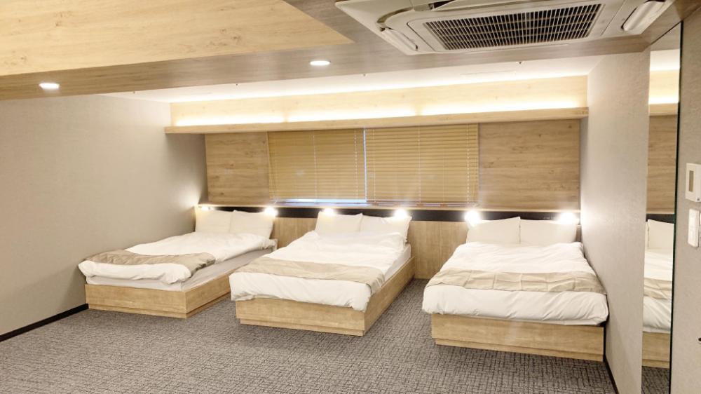 first cabin midousuji namba