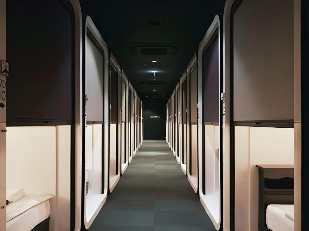 first cabin midousuji namba