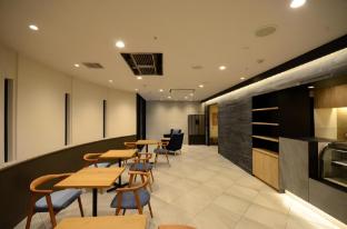 first cabin midousuji namba