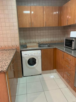 al manar hotel apartments