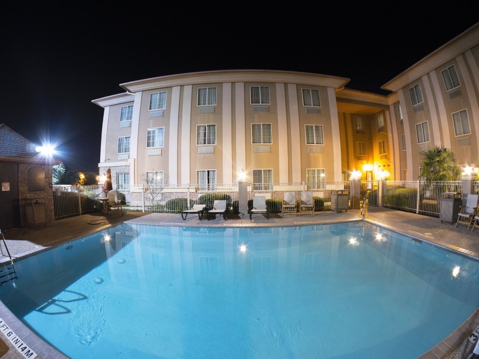 best western medical center north inn and suites nea