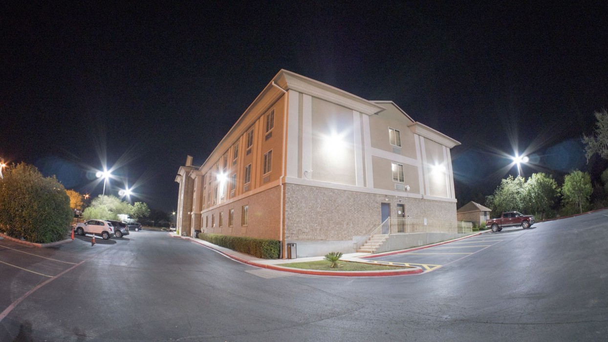 best western medical center north inn and suites nea