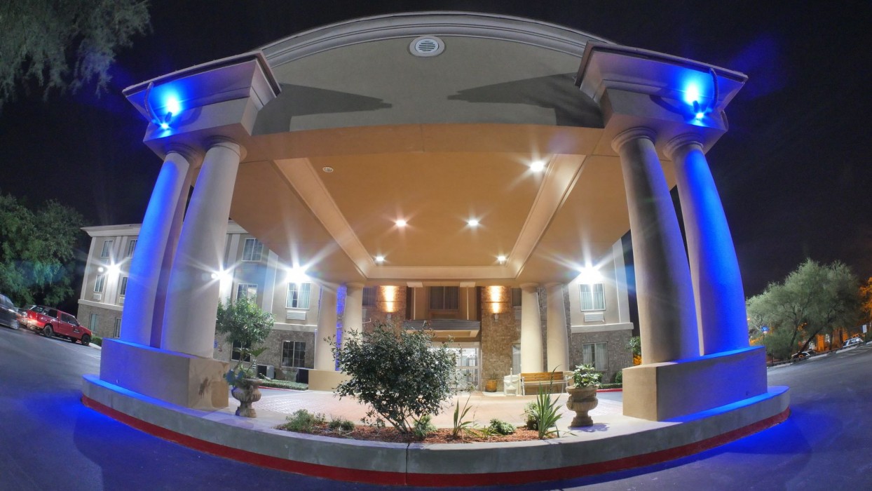 best western medical center north inn and suites nea